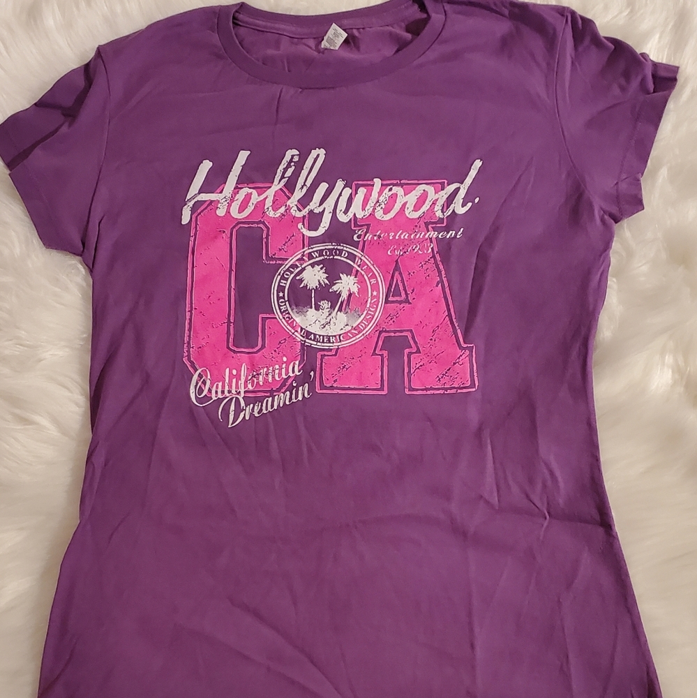 Tee shirt